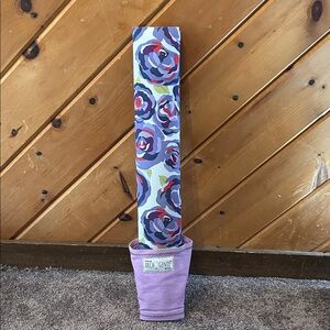 Arch genie the original foot stretcher in purple rosette pattern